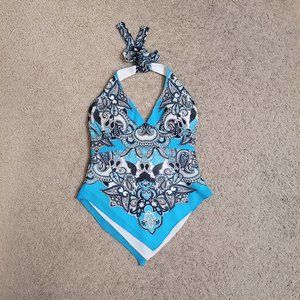 Cache halter top size 2